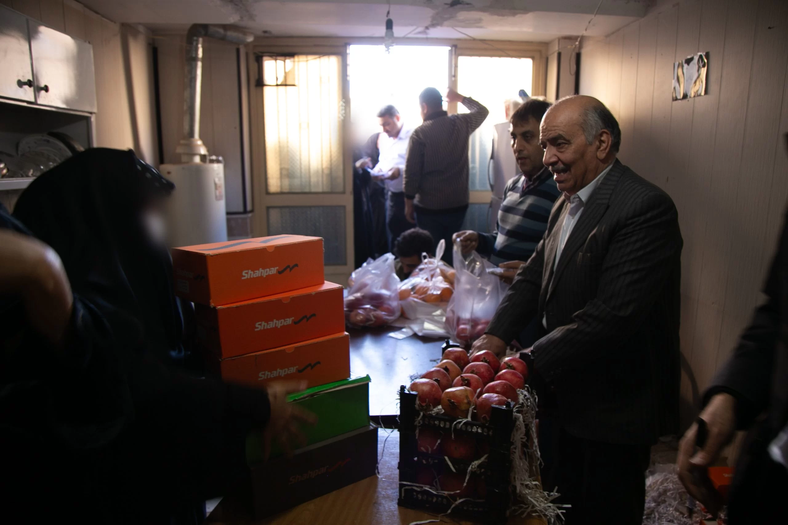 دیدار دادستان قم با خانواده محترم یکی از زندانیان استان در ماه مبارک رمضان 23 IMG 2385 scaled 1